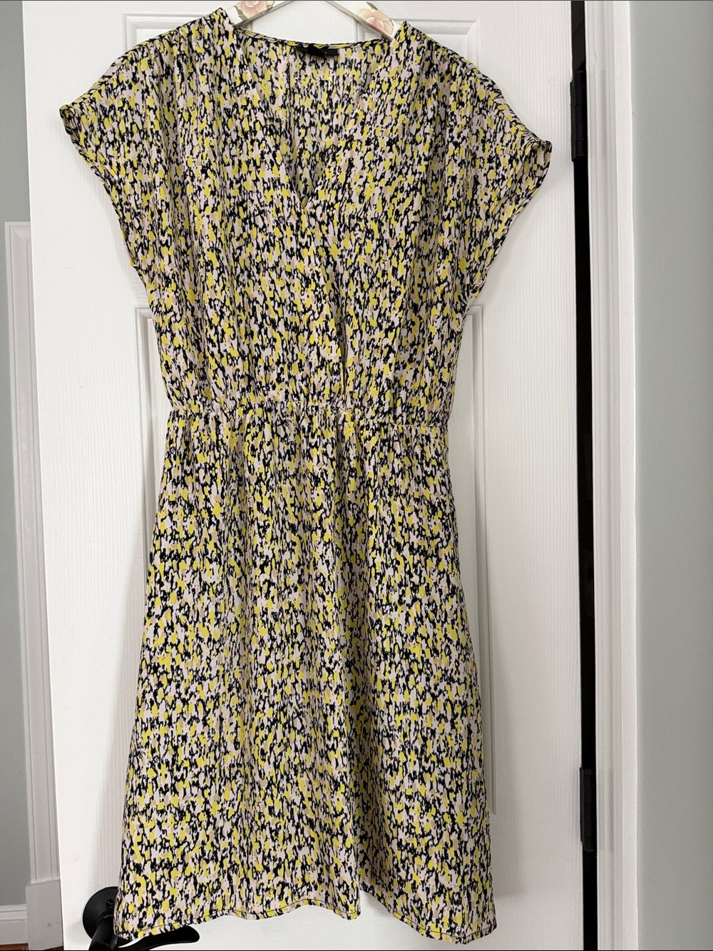 Halogen Yellow and Black Abstract Print Top